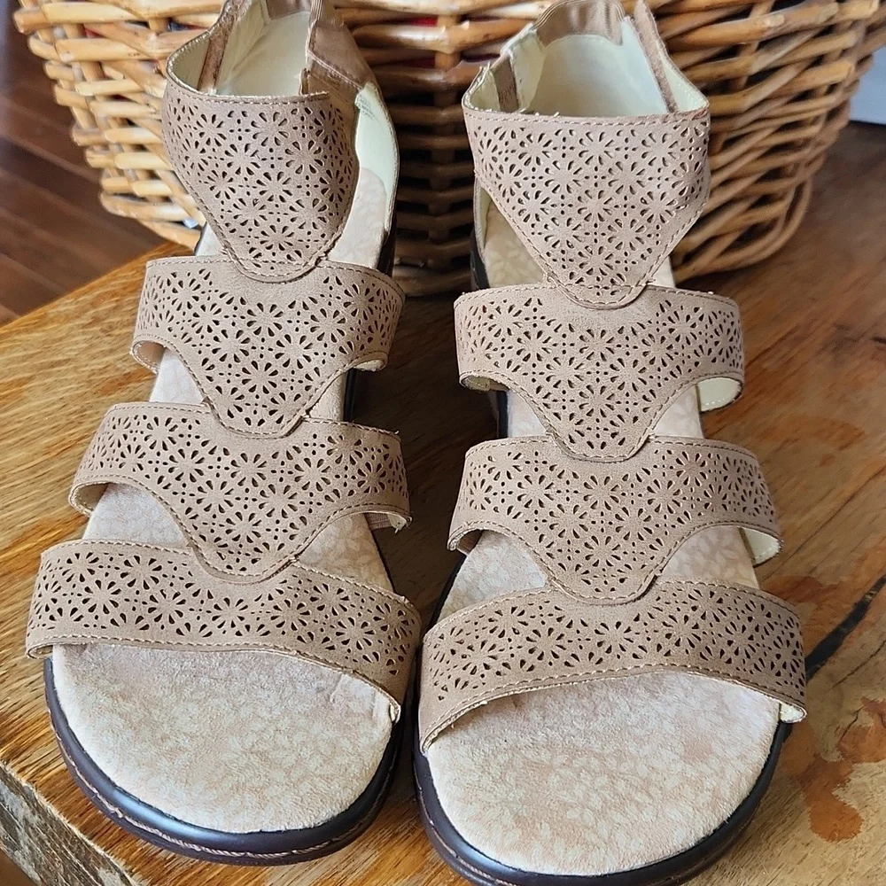 JBU byJAMBU Bianca Tan Wedge Strappy Sandal sz 9.5 - Picture 3 of 16
